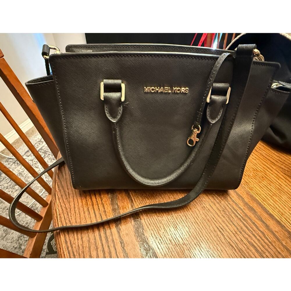 Authentic Michael Kors Black Saffiano Leather Selma Satchel Bag - Picture 7 of 12
